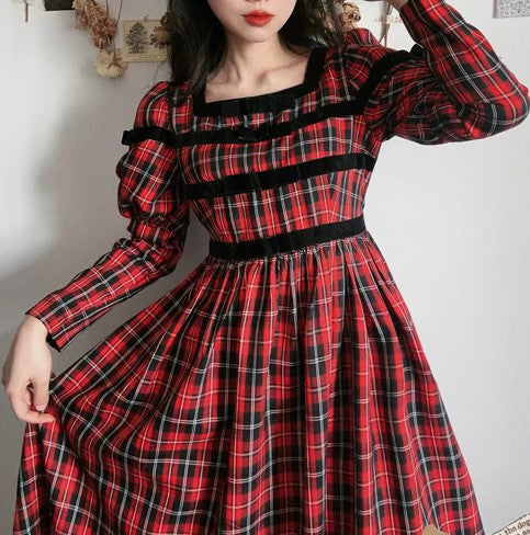 Vintage 70s Tartan Puff Sleeves Dress