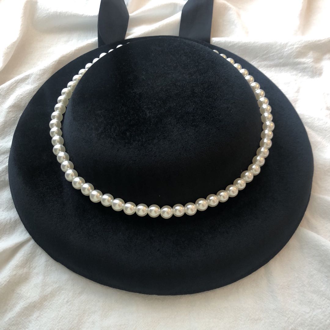 Vintage Style Velvet Black Bonnet with Straps