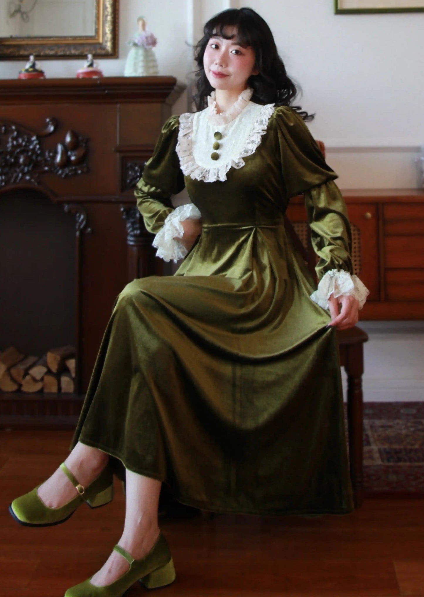 Vintage 30s Lace Stitched Velvet Dress