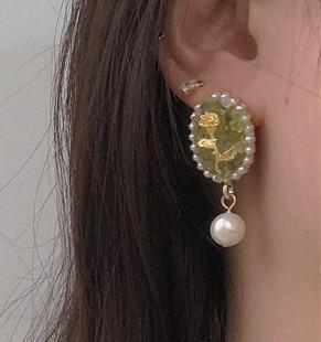 Retro Rose Pearl Ear Pins