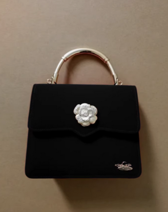 Vintage Camellia Velvet Red Hand Bag