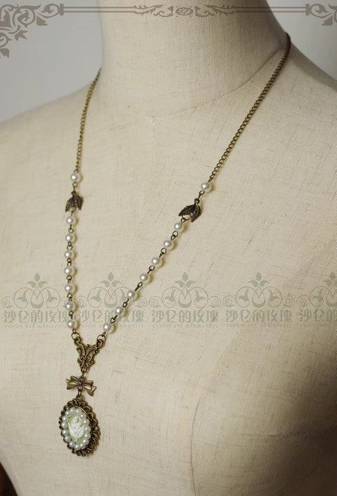 Handmade Vintage Cameo Necklace & Ring Set
