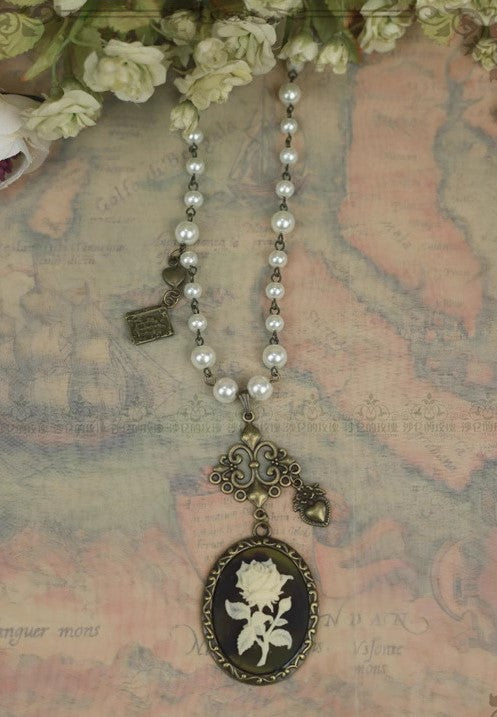 Handmade Vintage Cameo Necklace